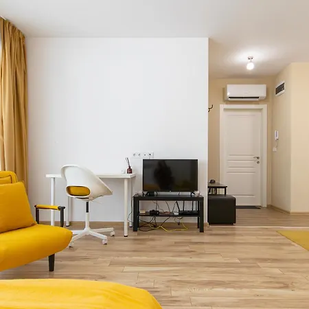 Oops! By Rv * Варна